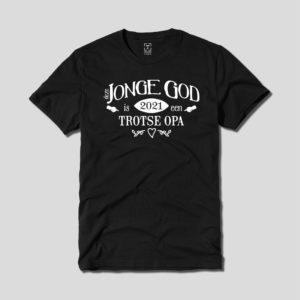 T shirt Deze JONGE GOD is een TROTSE OPA T code T shirts cadeaus